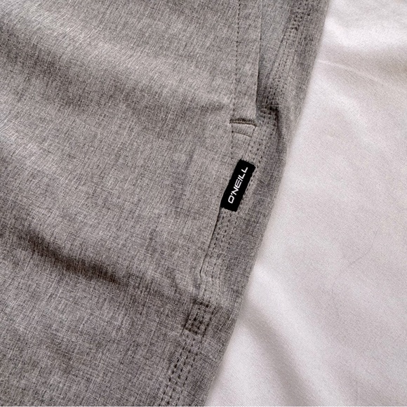 O’Neill Hybrid Hyperdry Shorts - Gray 34” - Picture 4 of 8